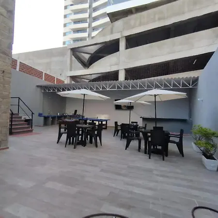 In - Bm-3 Near The Sea With Air Conditioning And Wifi Pensión 3*